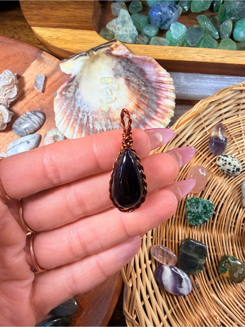 Handmade crystal stone bundle - Picture 6 of 6